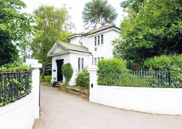 Former lodge house for sale by auction