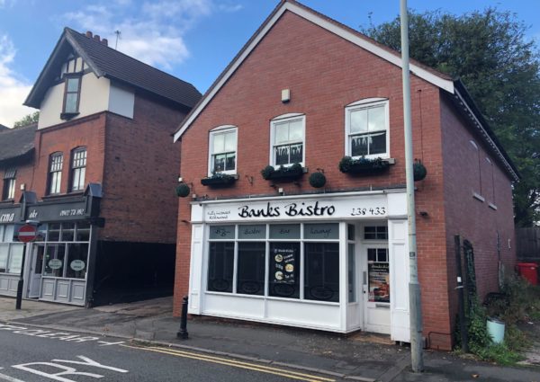 Former bistro in auction