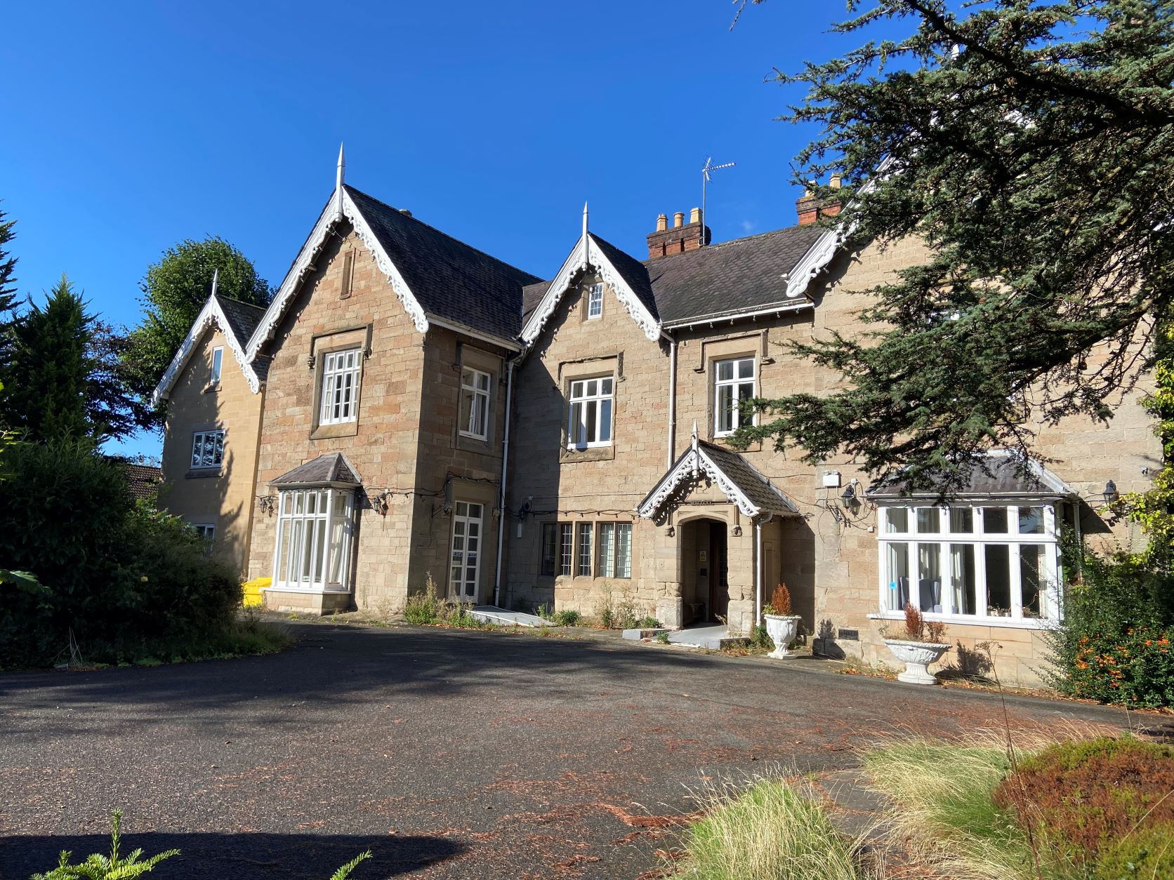 Redditch nursing home grade II listed set to go under the hammer